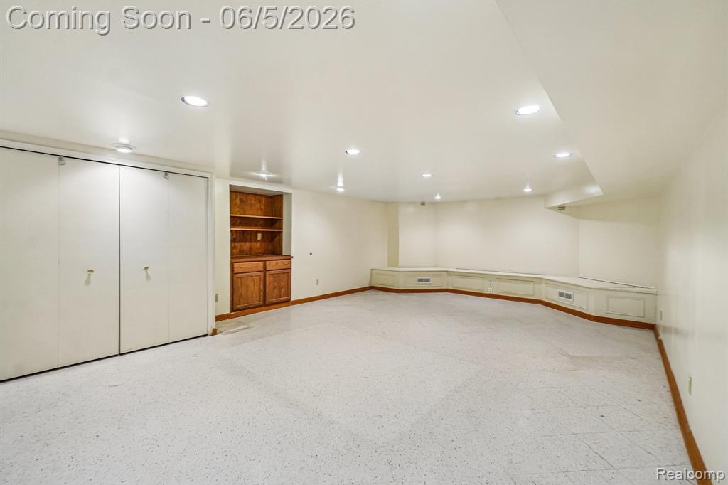 4523 Rivers Edge Drive, Troy, MI 48098 — Photo 48