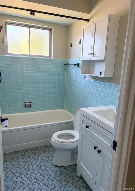 4910 Briarwood Avenue, Royal Oak, MI 48073 — Photo 6