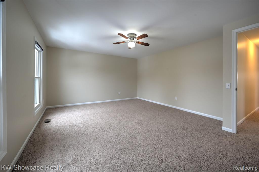 4238 STILL MEADOW Lane, West Bloomfield, MI 48323 — Photo 43