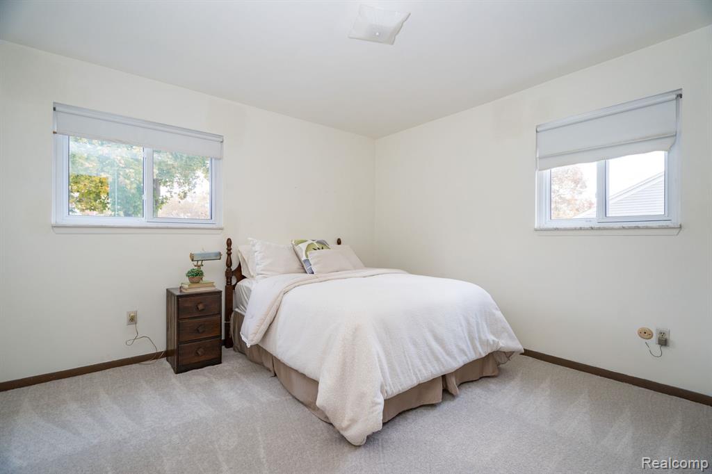 758 Lake Forest Road, Rochester Hills, MI 48309 — Photo 10