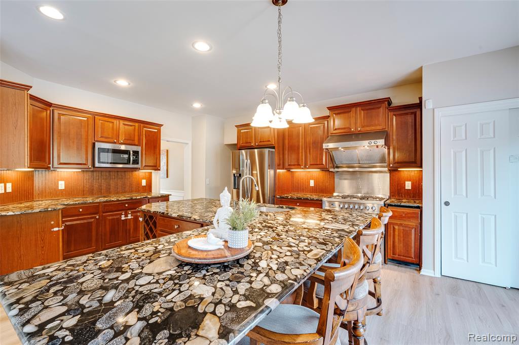 50042 Black Horse Lane, Canton, MI 48188 — Photo 31