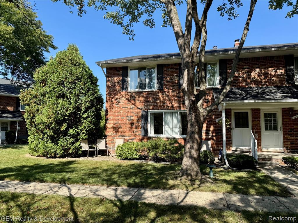 42246 Toddmark Lane, Clinton Twp, MI 48038 — Photo 2