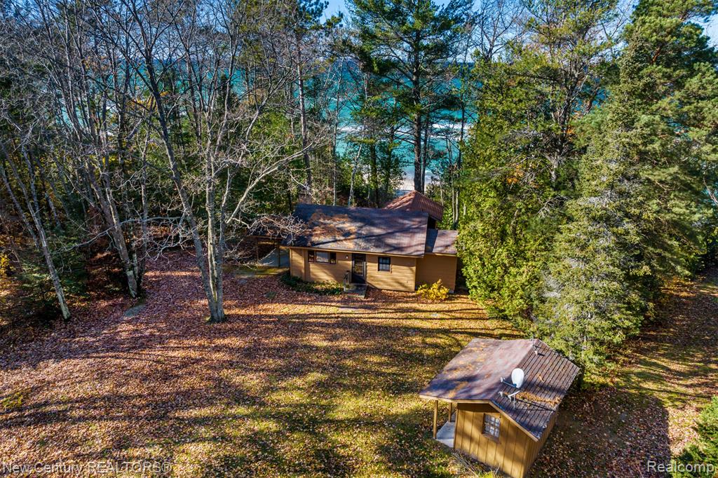 5971 N Birchwood Road, Leland, MI 49654 — Photo 9