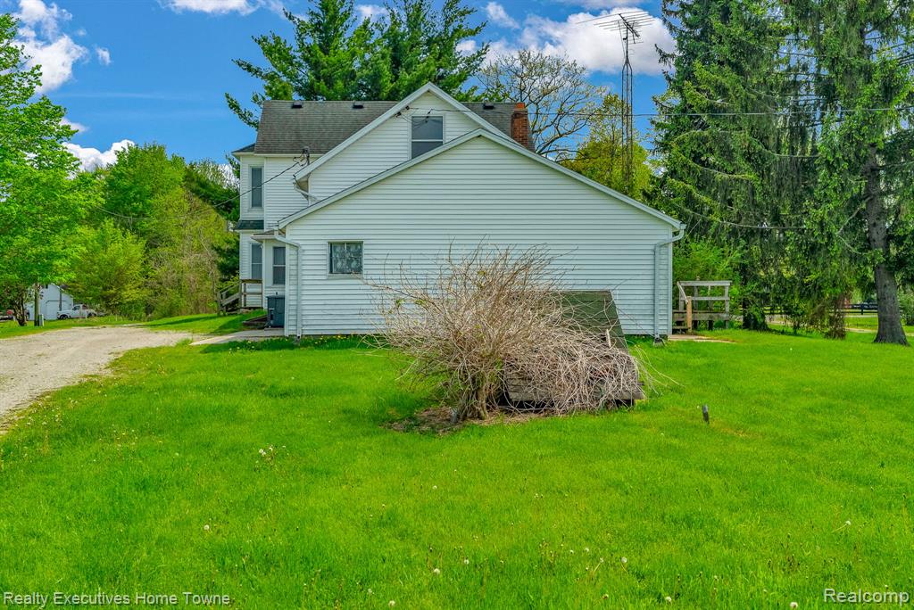 5390 Walker Road, Clyde, MI 48049 — Photo 53