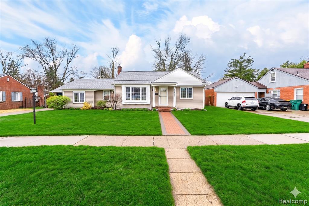 22515 Floral Street, Farmington, MI 48336 — front exterior