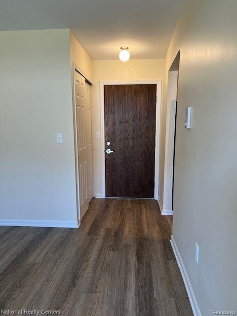 30535 W 14 MILE Road, 7, Farmington Hills, MI 48334 — Photo 3