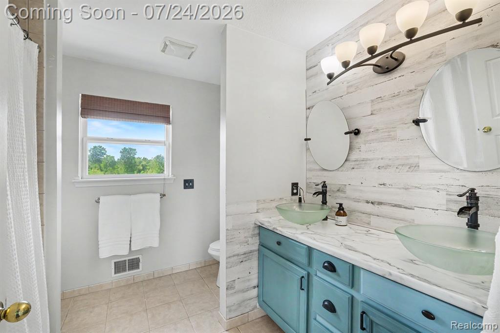 10466 Pine Valley Drive, Linden, MI 48451 — Photo 16