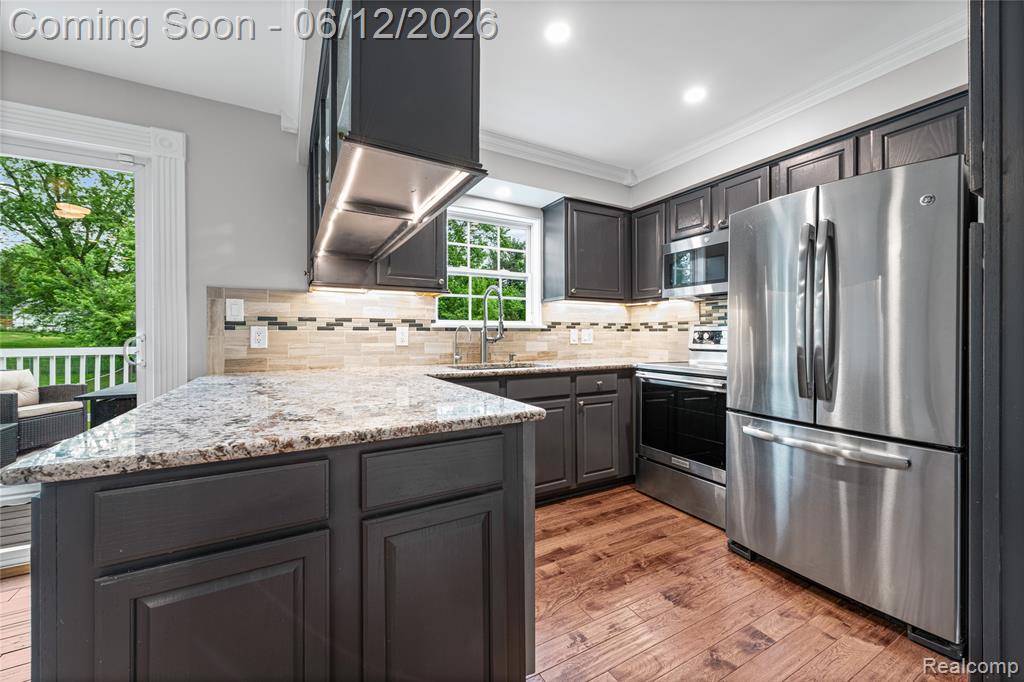 2904 Sun Terrace Drive, Hartland, MI 48353 — Photo 11