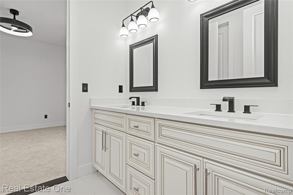 5321 Rochester Road, Troy, MI 48058 — Photo 56