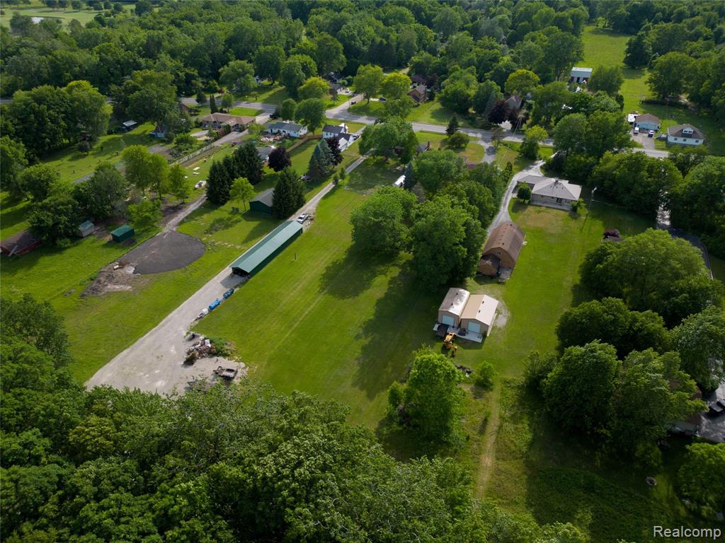 21515 Huron River Drive, New Boston, MI 48164 — Photo 53