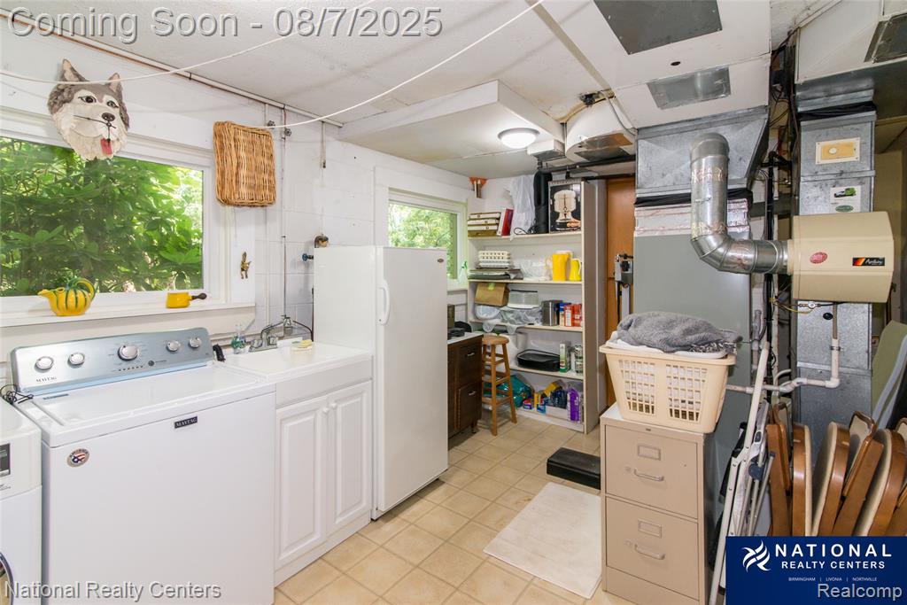 4933 Malibu Drive, Bloomfield Hills, MI 48302 — Photo 67
