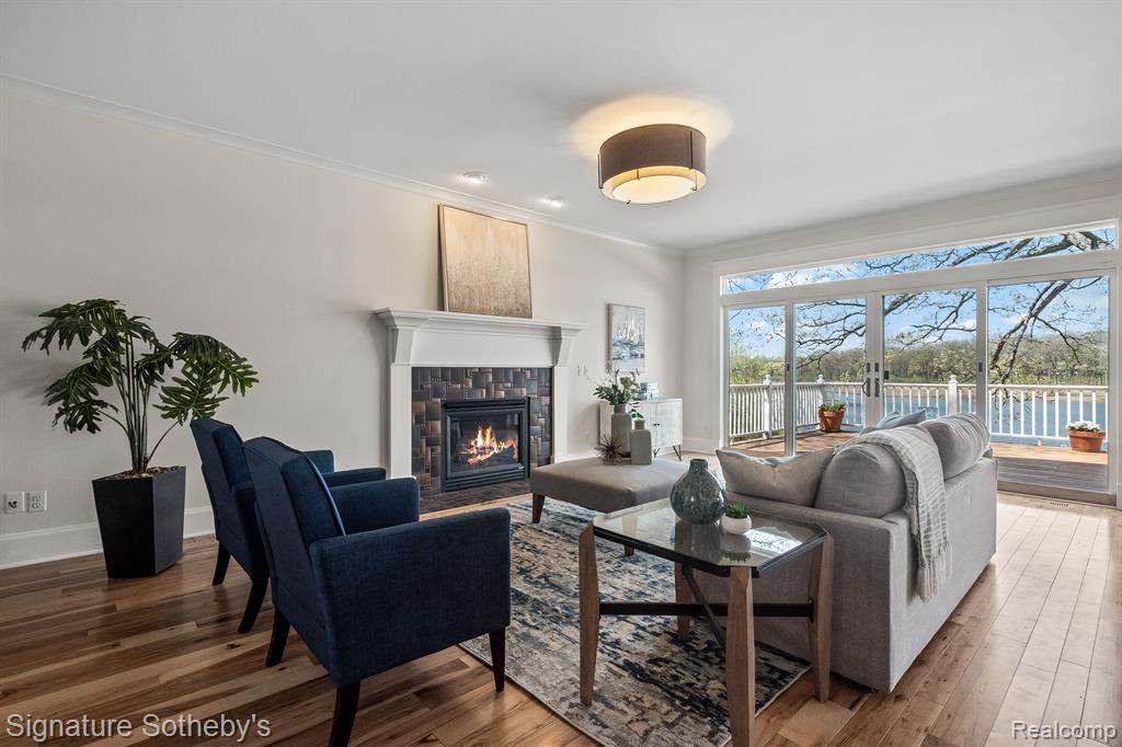 5027 GROVER Drive, Brighton, MI 48116 — Photo 9