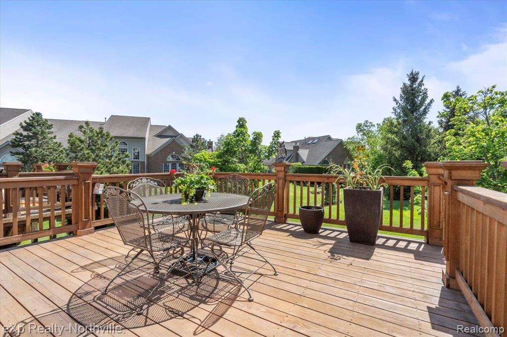 44593 BROADMOOR Circle N, Northville, MI 48168 — Photo 35