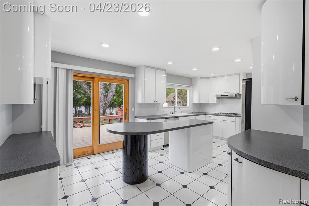5701 Tequesta Court, West Bloomfield, MI 48323 — Photo 13