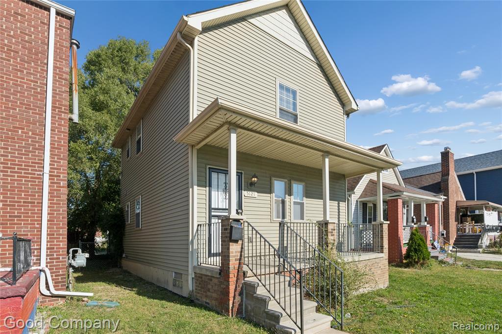 5121 Yemans Street, Hamtramck, MI 48212 — Photo 2