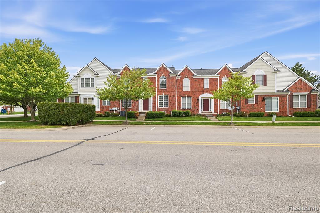 41782 Brownstone Drive, Novi, MI 48377 — Photo 2