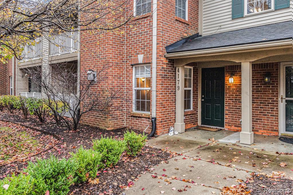 4179 HAMPTON RIDGE Boulevard, Howell, MI 48843 — Photo 4