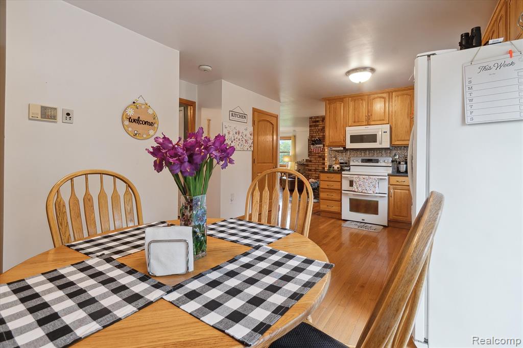 2057 W Brown Road, Mayville Vlg, MI 48744 — Photo 6