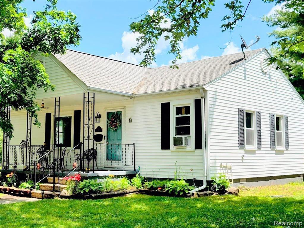 722 YORK Street, Milan, MI 48160 — front exterior
