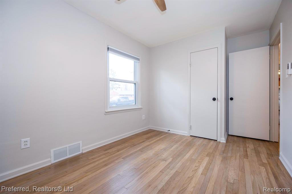 5875 S Madison Street, Taylor, MI 48180 — Photo 23