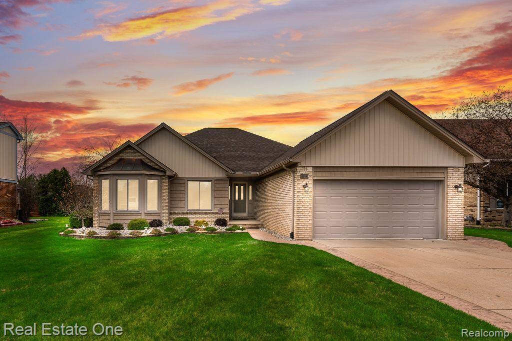 40323 FORDWICH Drive, Sterling Heights, MI 48310 — Photo 48
