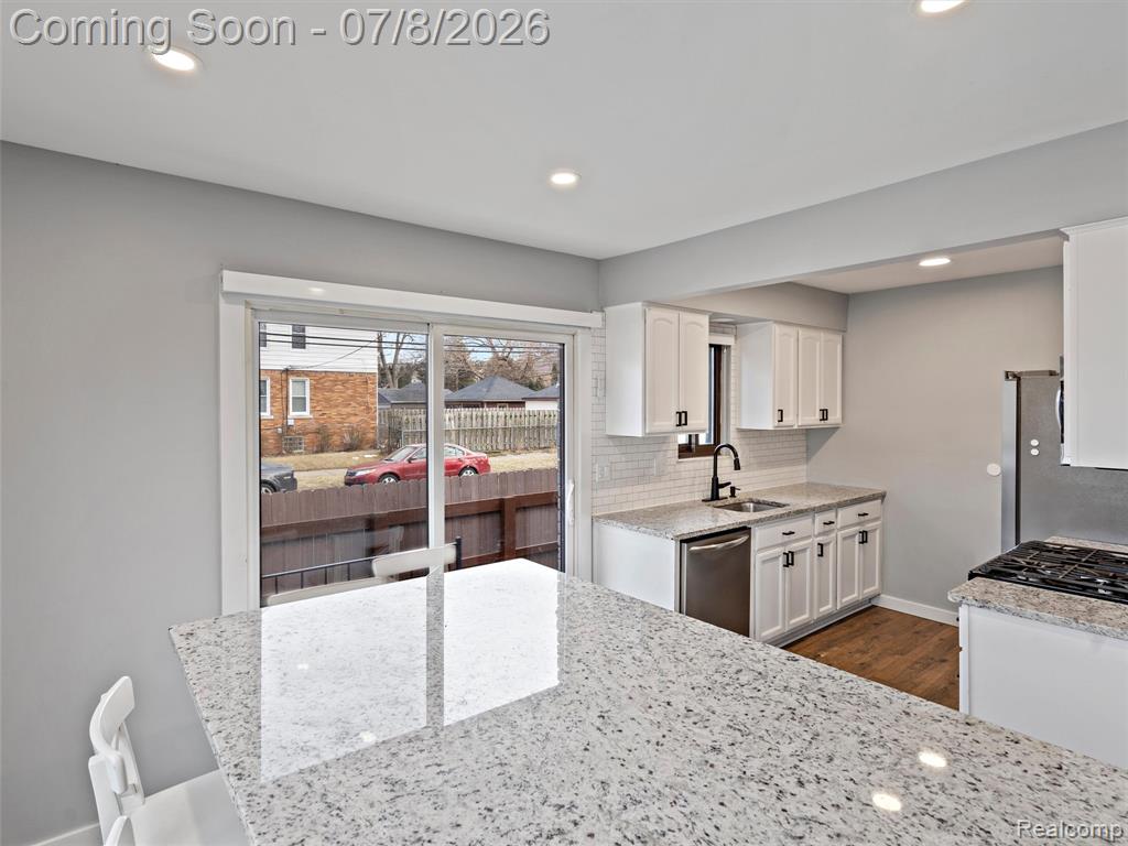 828 E 2nd Street, Royal Oak, MI 48067 — Photo 8