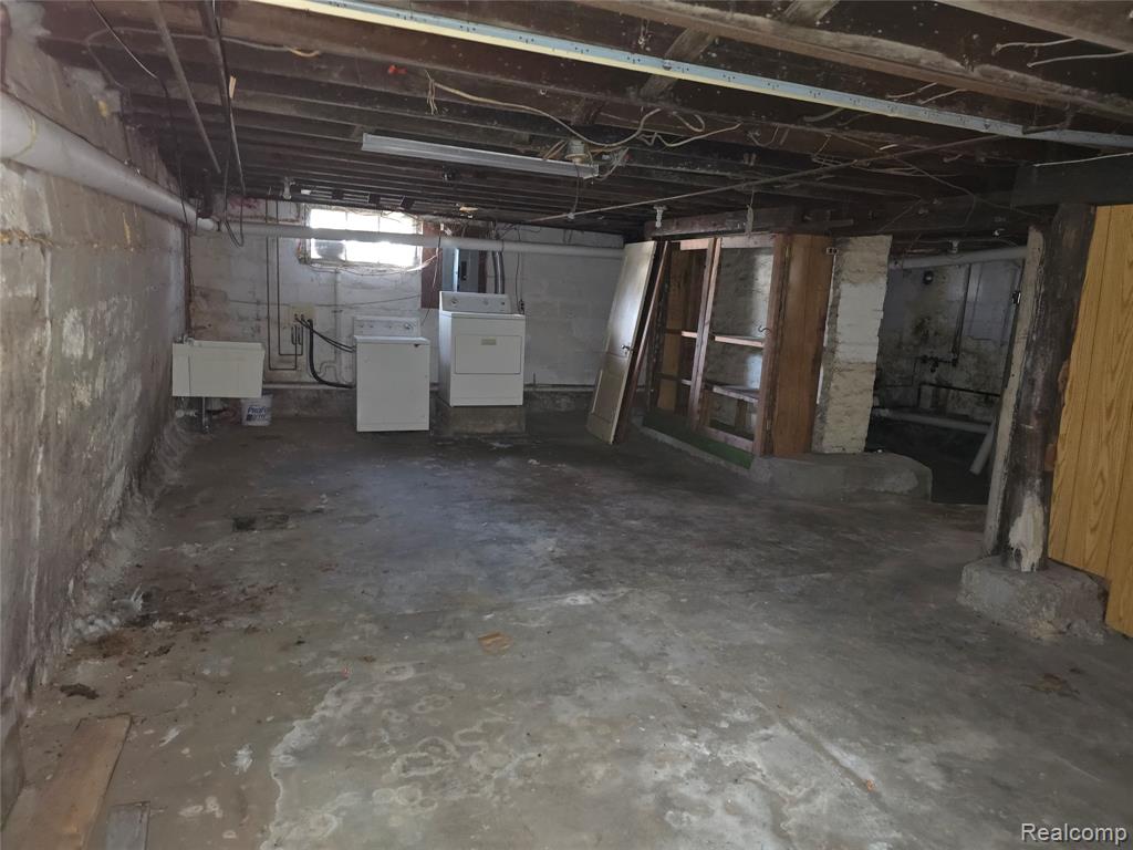 939 Backus Street, Jackson, MI 49202 — Photo 36