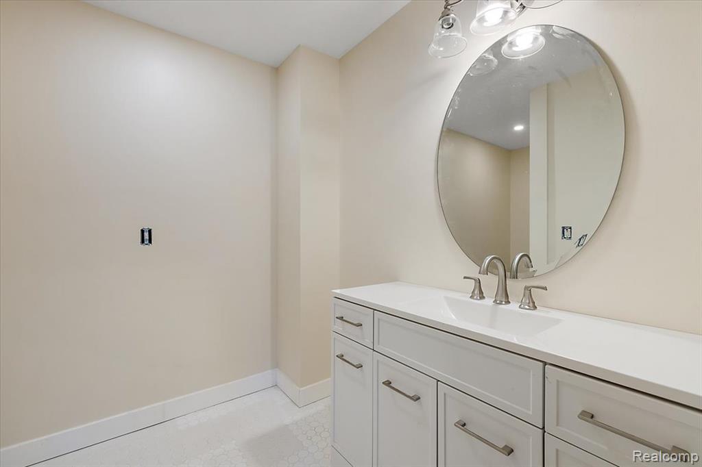 438 N Bailey Street, Romeo, MI 48065 — Photo 23