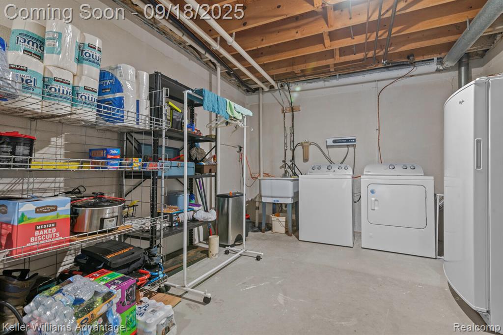 4921 Whitlow Court, Commerce Twp, MI 48382 — Photo 27