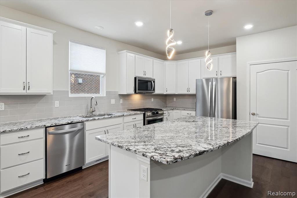 40633 Azalea Drive, Clinton Twp, MI 48036 — Photo 21