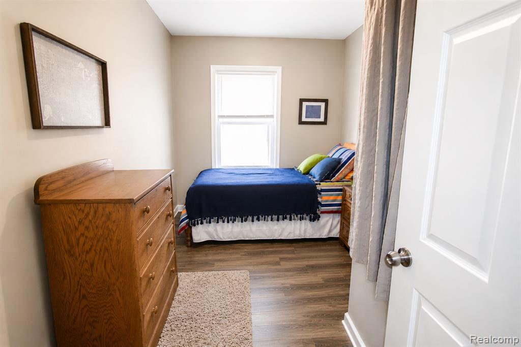25 Maynard Court, Pontiac, MI 48342 — Photo 17
