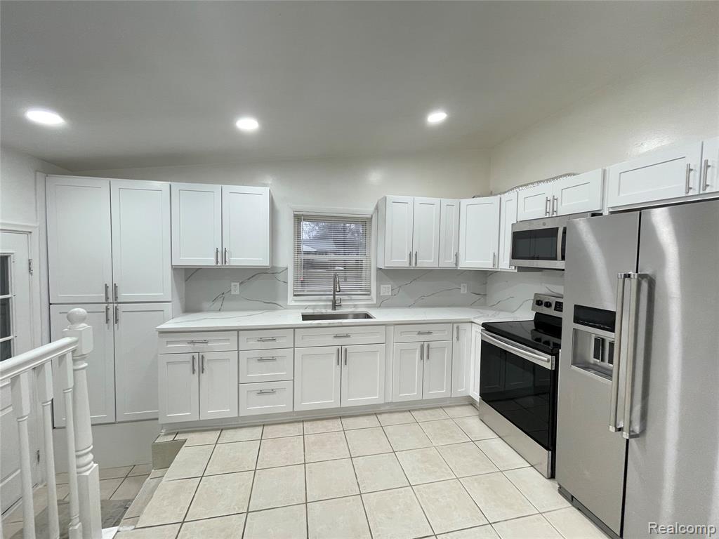5265 Streefkerk Drive, Warren, MI 48092 — Photo 16