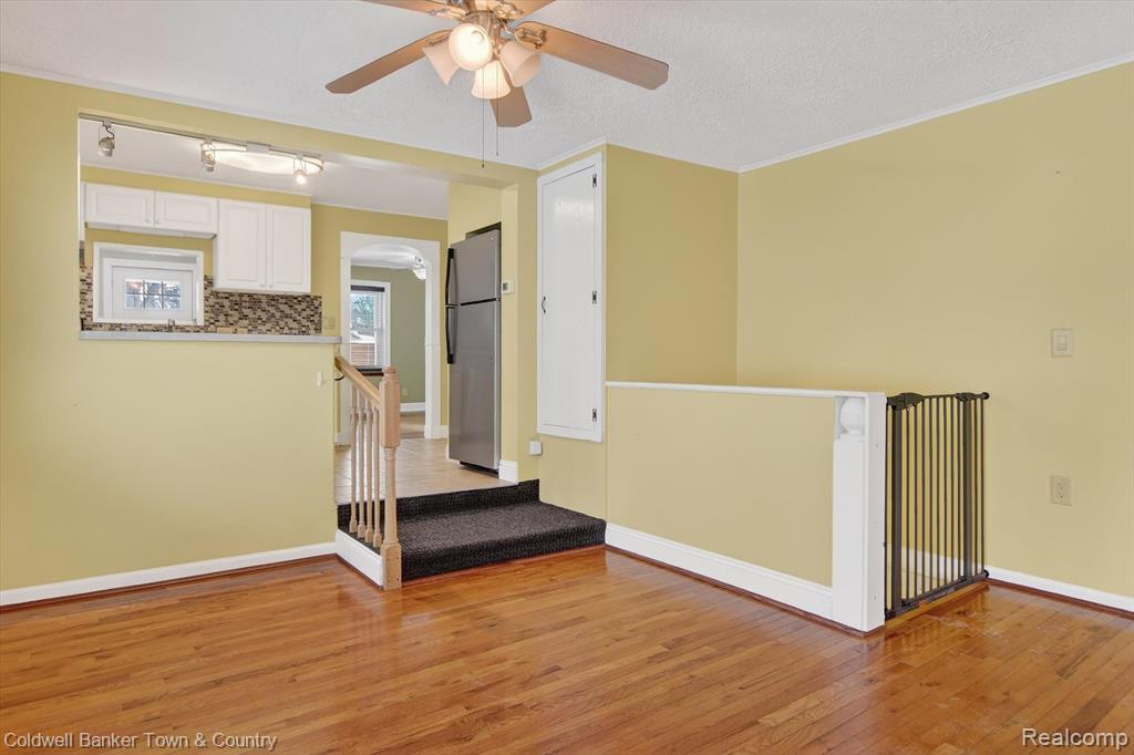 415 Putnam Street, Pinckney, MI 48169 — Photo 9