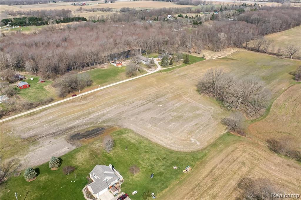 L Schrepfer Road, Howell, MI 48855 — Photo 9
