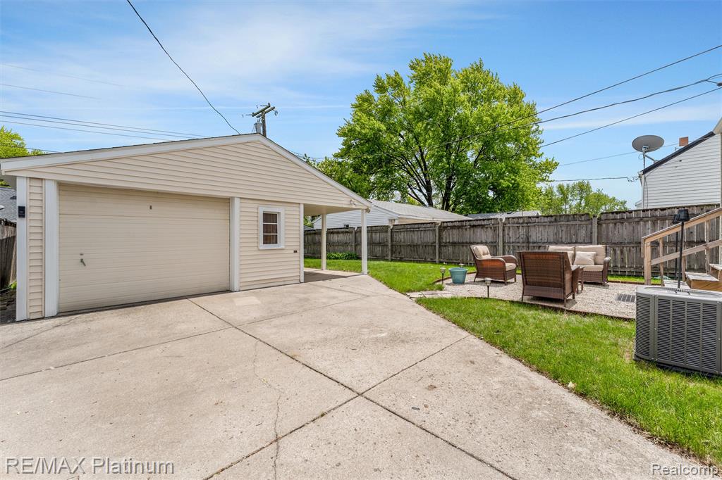 2194 Tyler Avenue, Berkley, MI 48072 — Photo 25