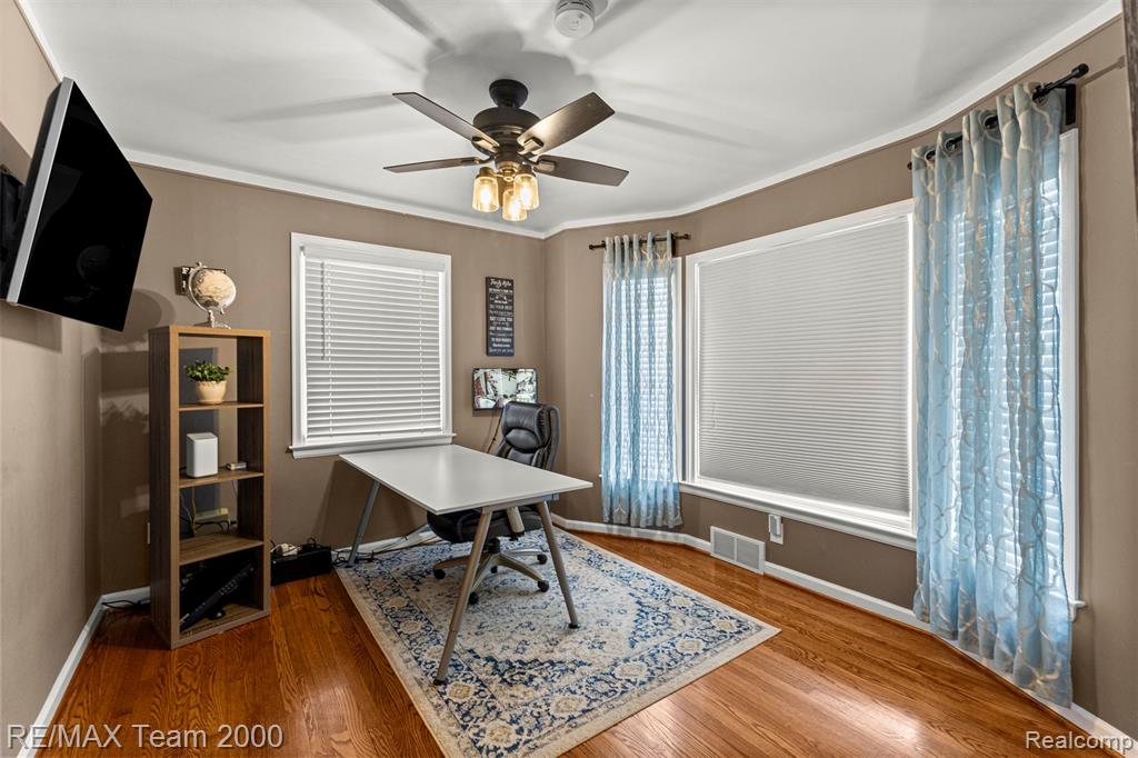 835 S Silvery Lane, Dearborn, MI 48124 — Photo 20