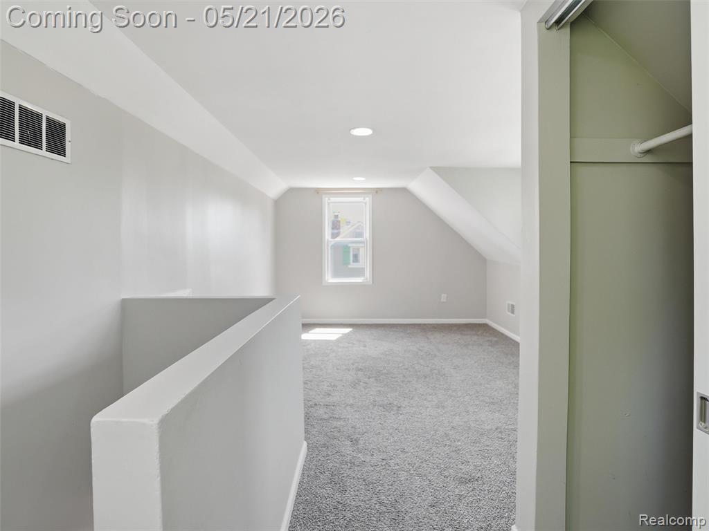 22329 Maxine Street, Saint Clair Shores, MI 48080 — Photo 18