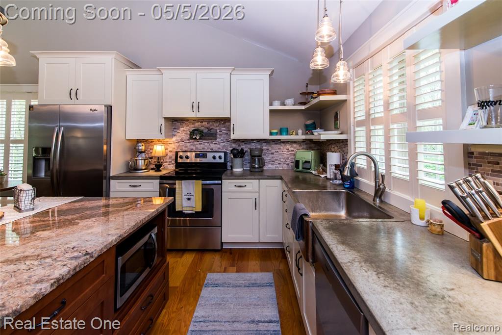 9474 Marshall Road, South Lyon, MI 48178 — Photo 24