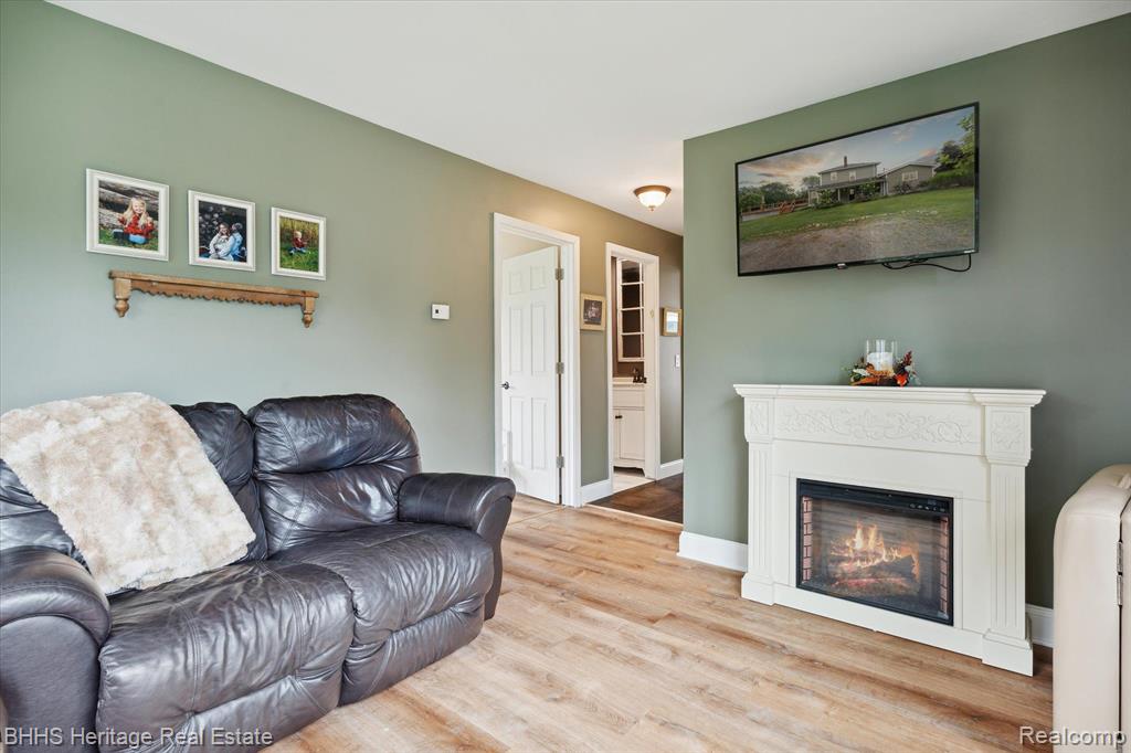 5160 PRESTON Road, Howell, MI 48855 — Photo 13