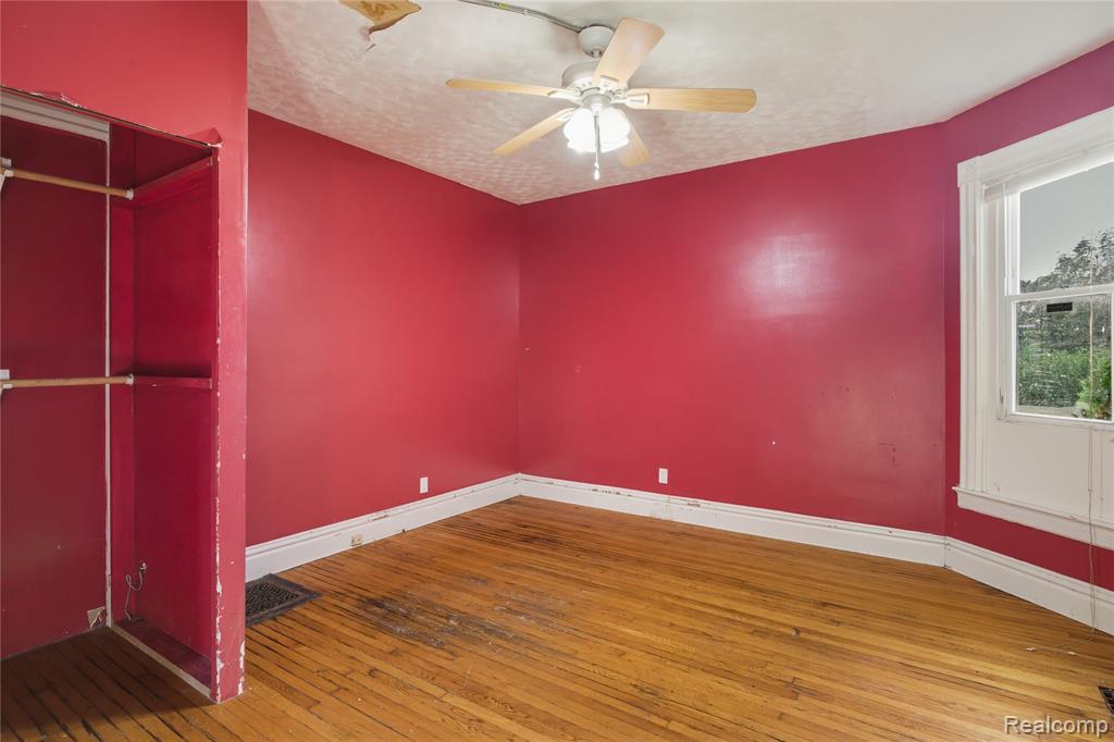 620 E 2ND Street, Flint, MI 48503 — Photo 21