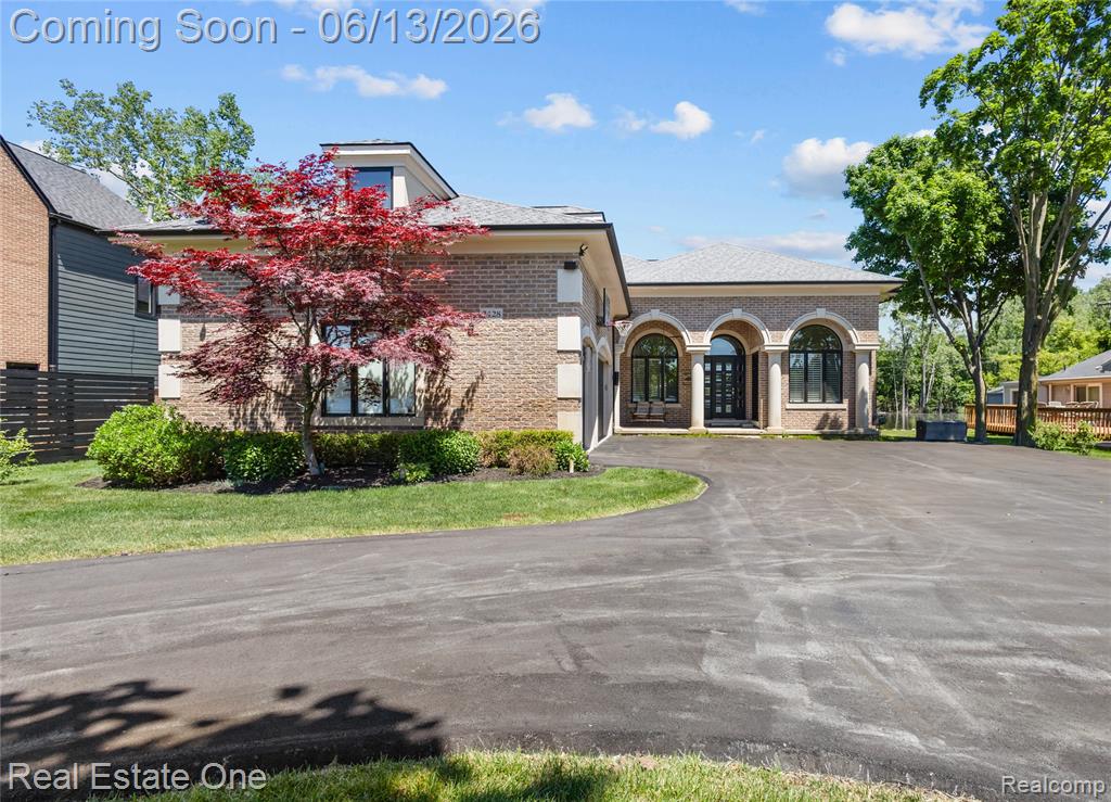 2428 Pine Lake Road, West Bloomfield, MI 48324 — Photo 4