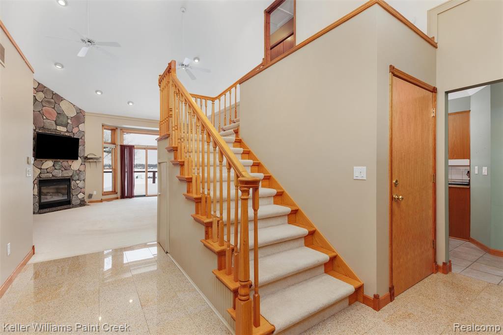 10045 Highland Road, White Lake, MI — Photo 3