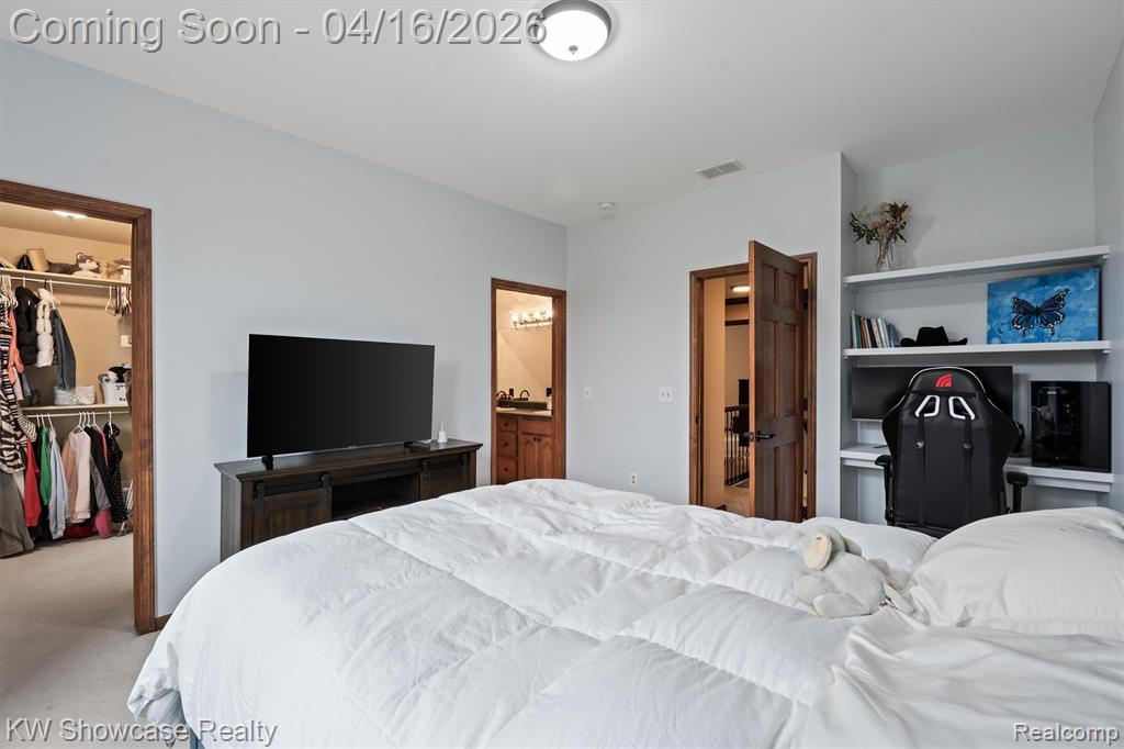 8315 E Allen Road, Fenton, MI 48430 — Photo 38