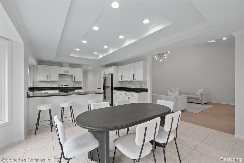 54582 CABRILLO Drive, Macomb, MI 48042 — Photo 9
