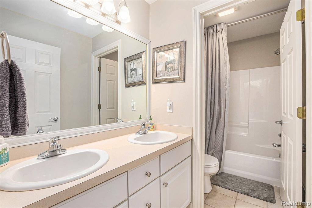 1799 Elkridge Circle, Highland, MI 48356 — Photo 25