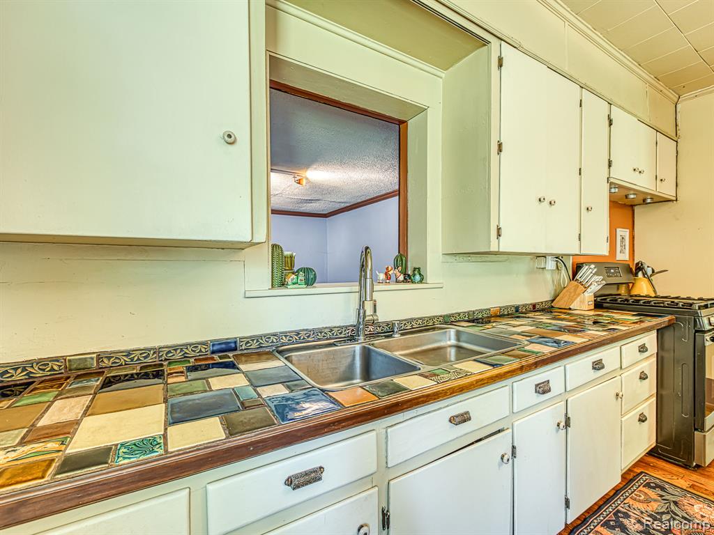 306 E Cross Street, Ypsilanti, MI 48198 — Photo 12