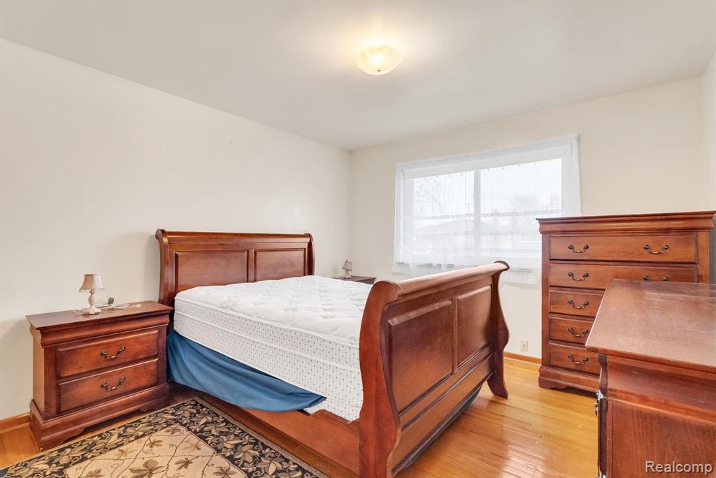 8331 Stanley Drive, Warren, MI 48093 — Photo 19