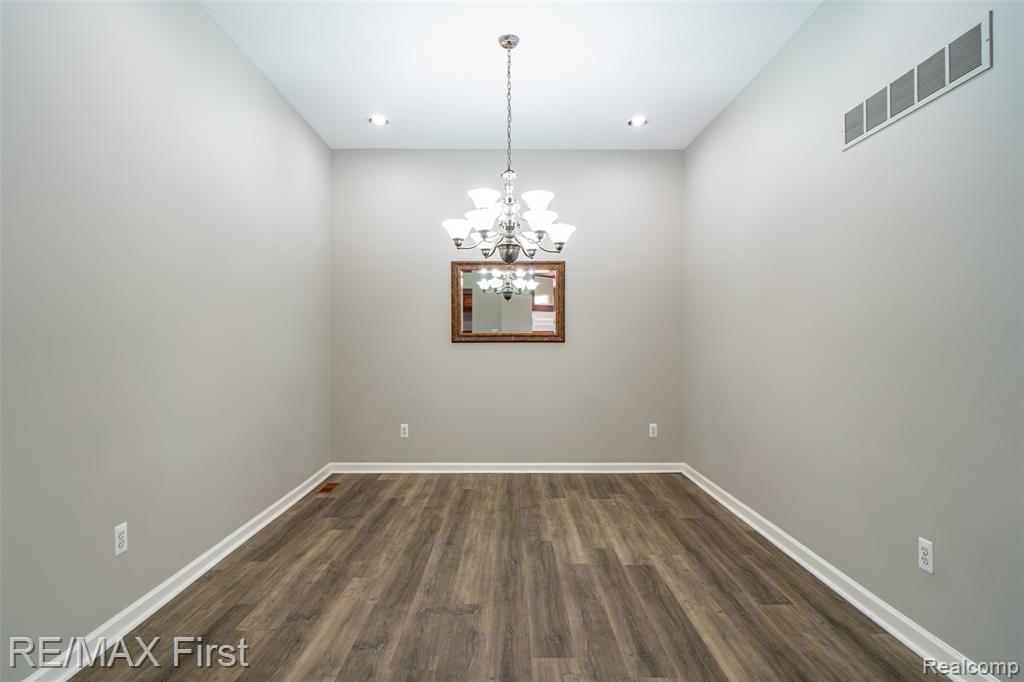 17197 Averhill Boulevard, Macomb, MI 48042 — Photo 19