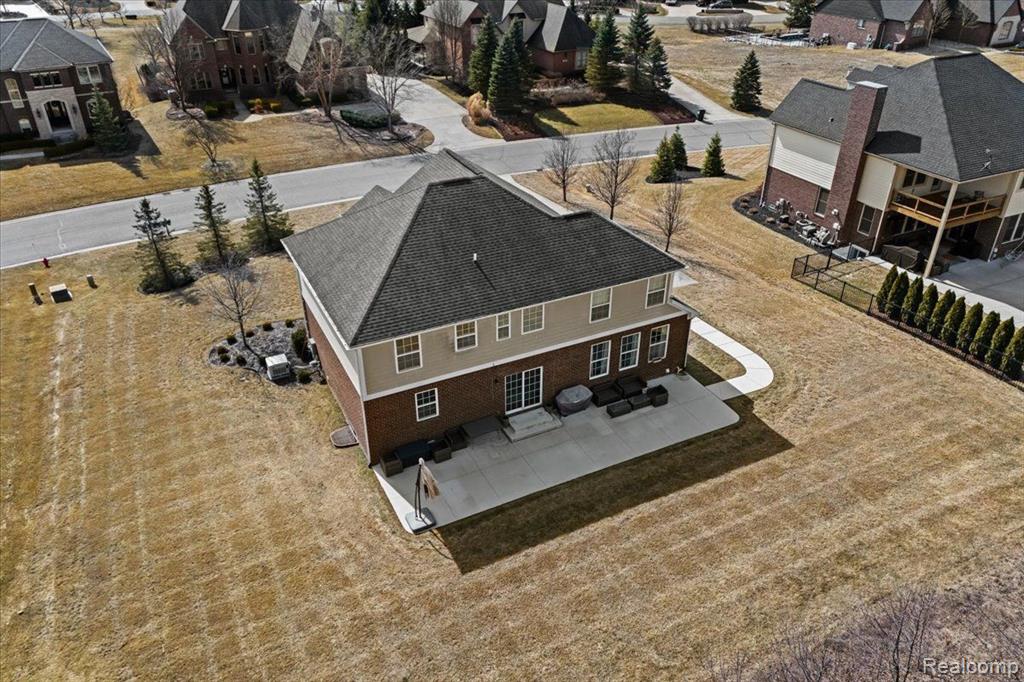 10522 STONEY POINT Drive, South Lyon, MI 48178 — Photo 30