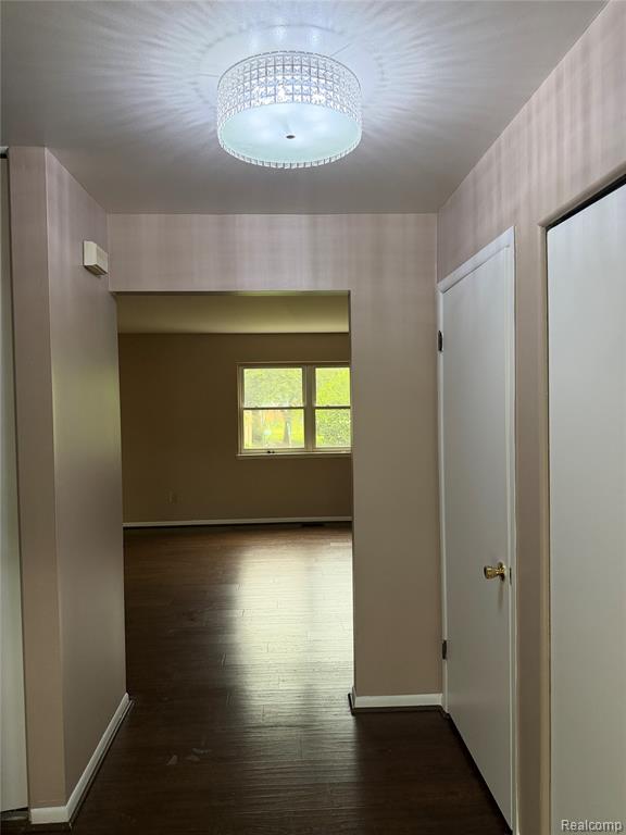 887 Kirts Boulevard, Troy, MI 48084 — Photo 3